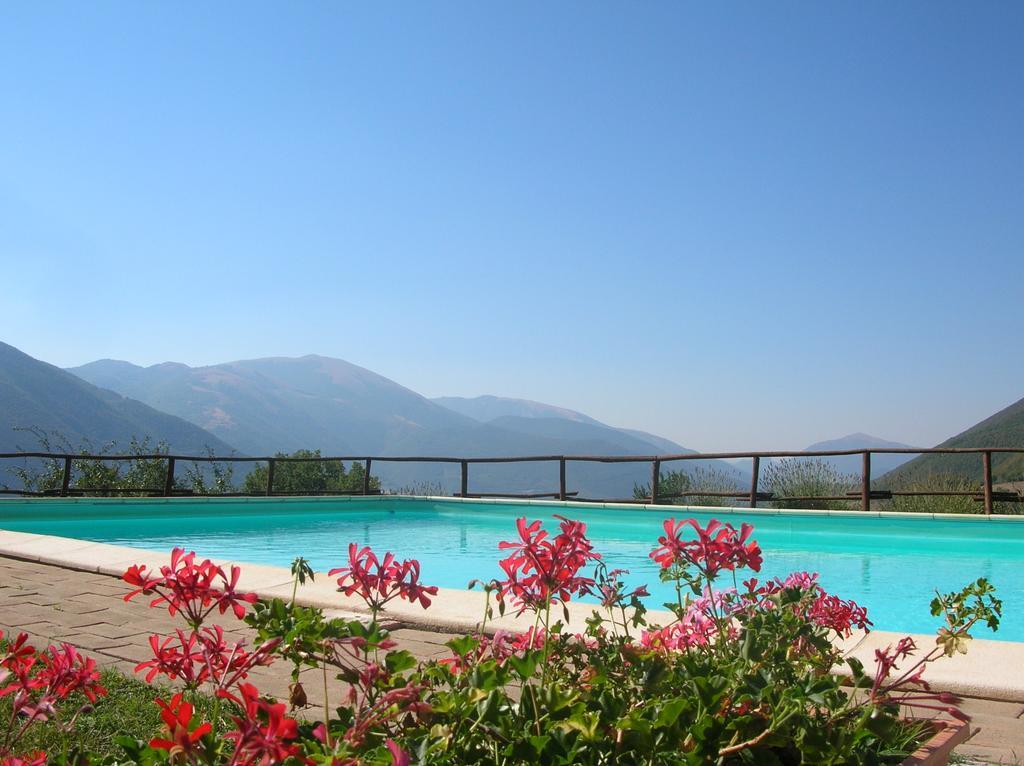 Agriturismo Roccagelli Vallo di Nera Exterior photo